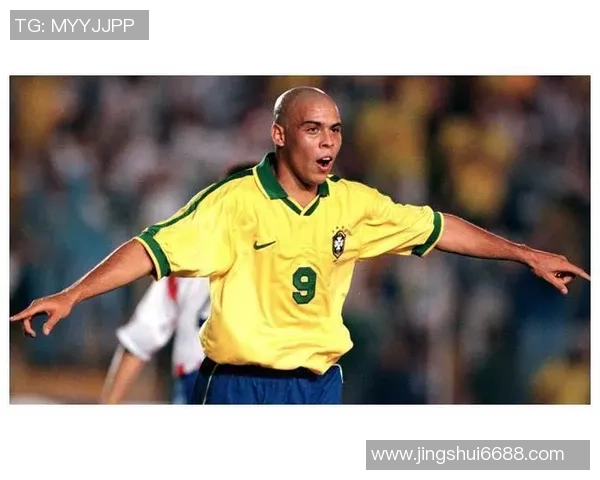 硬发如钢的足球明星们展现出无与伦比的力量与魅力 硬发如钢的足球明星们展现出无与伦比的力量与魅力