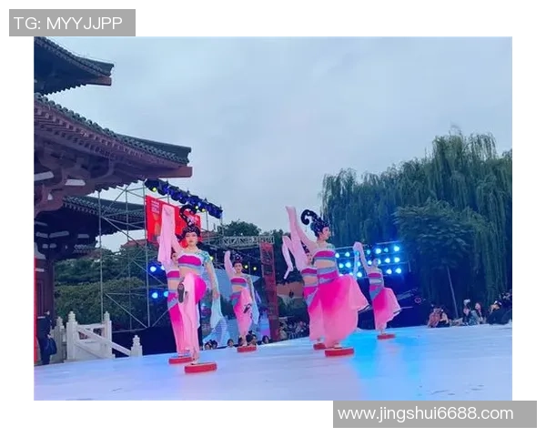 足球明星亲临武术表演现场感受中国传统文化魅力与激情碰撞